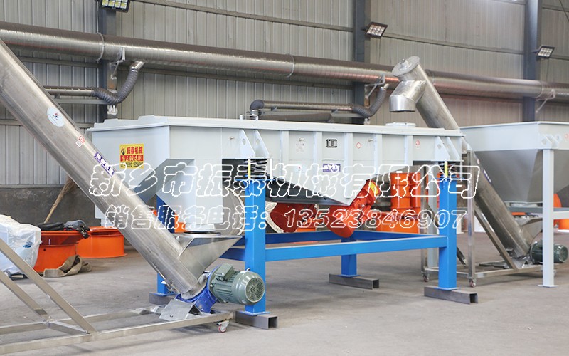 石鹽直線式振動篩 石鹽直線式振動篩