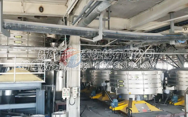 石英粉圓形搖擺篩現(xiàn)場 石英粉圓形搖擺篩現(xiàn)場